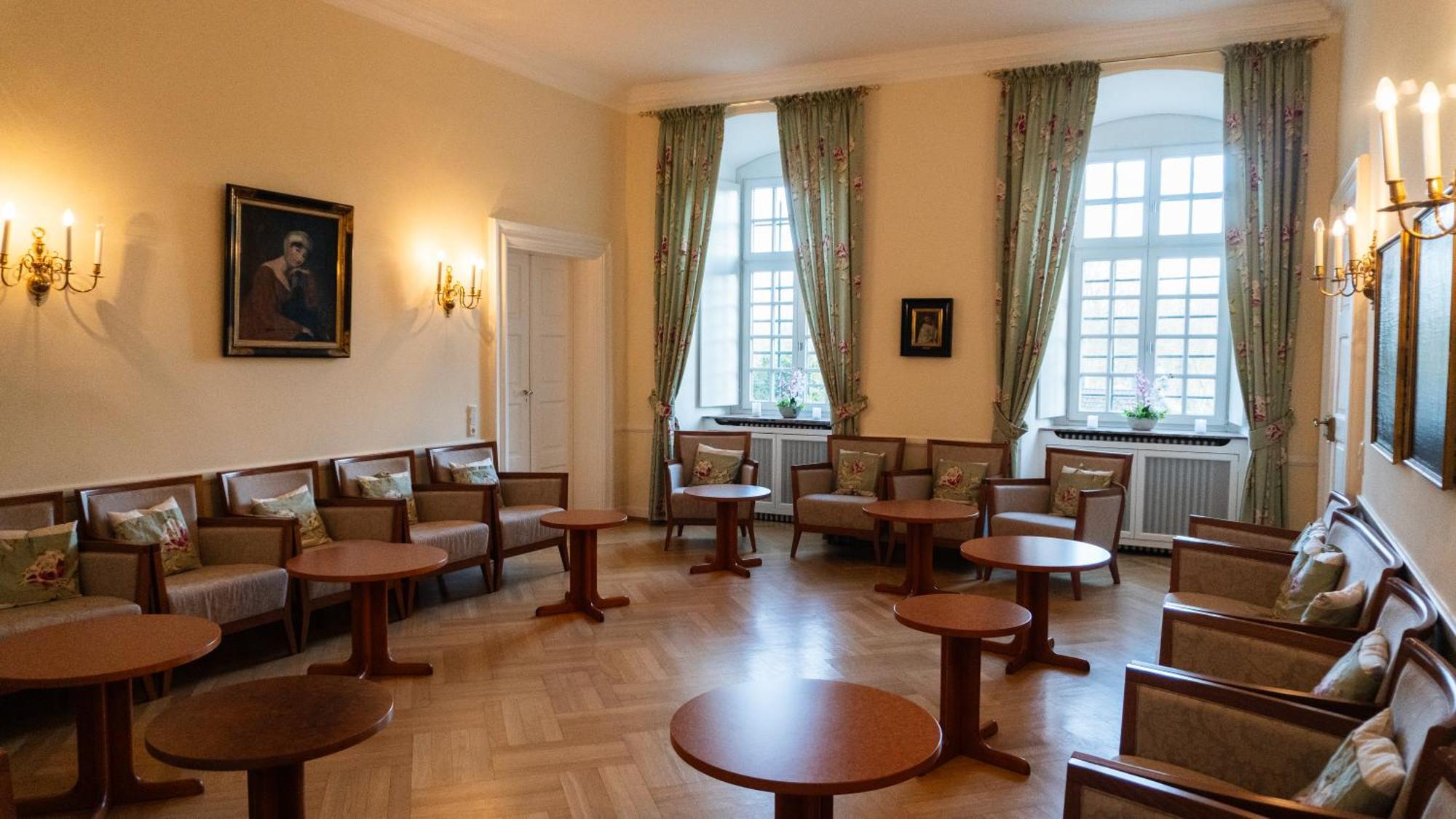 Hotel Schloss Hoehnscheid 巴特阿罗尔森 外观 照片