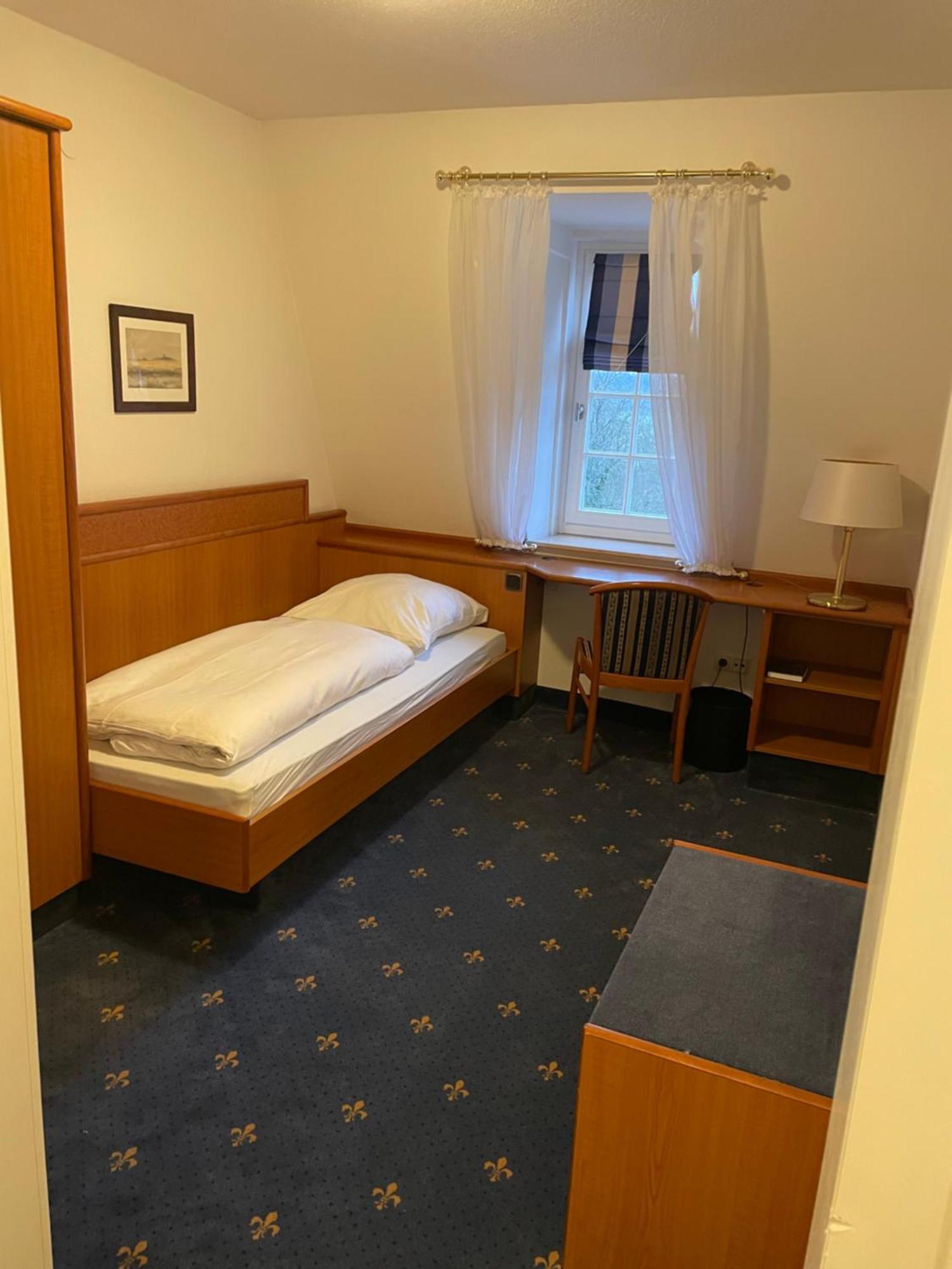 Hotel Schloss Hoehnscheid 巴特阿罗尔森 外观 照片