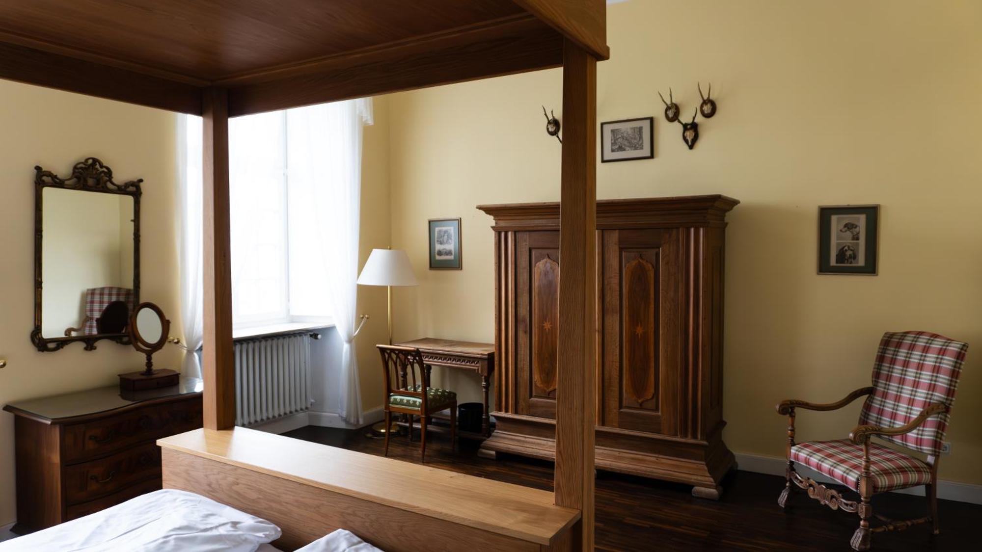 Hotel Schloss Hoehnscheid 巴特阿罗尔森 外观 照片