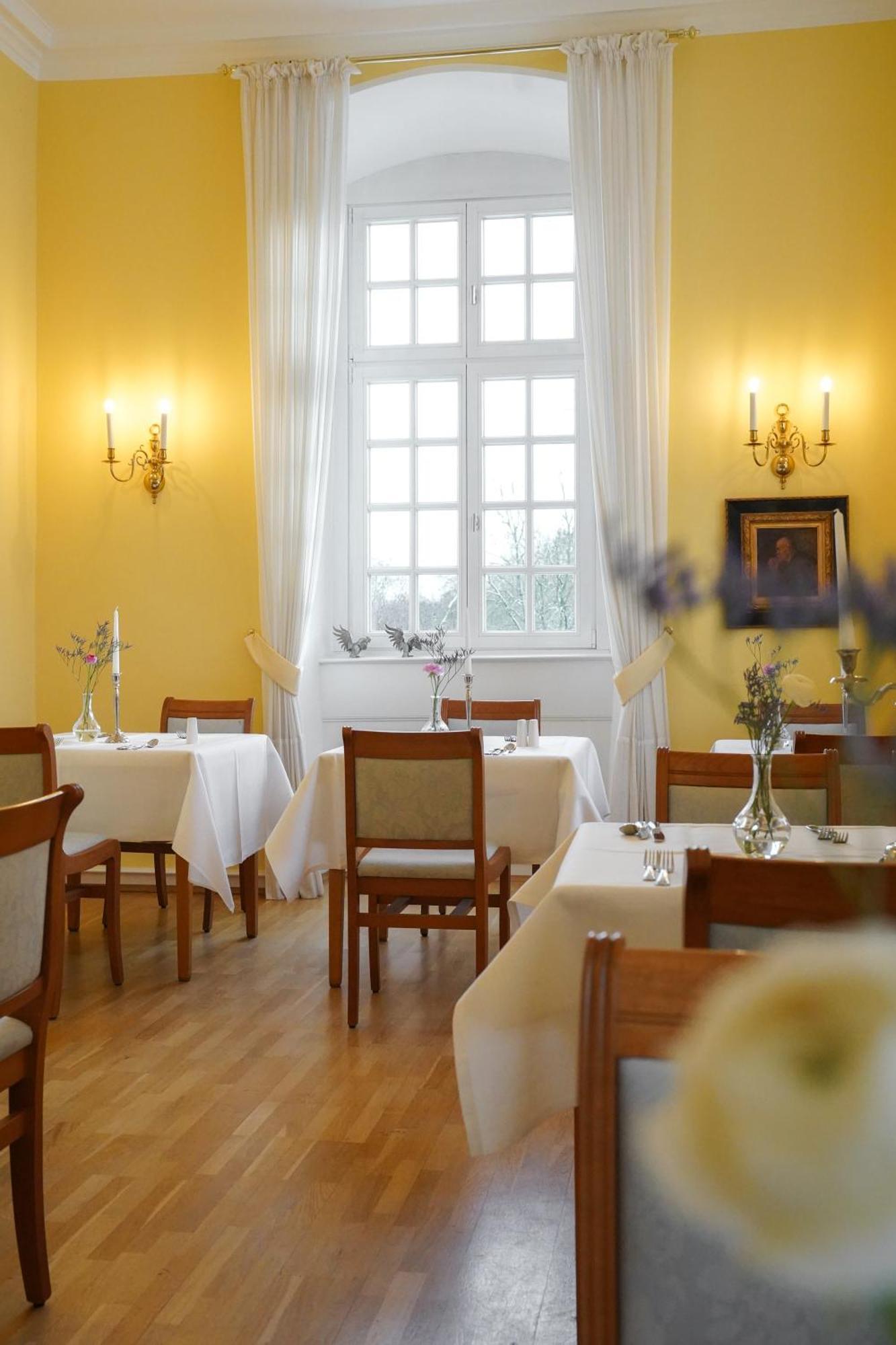 Hotel Schloss Hoehnscheid 巴特阿罗尔森 外观 照片