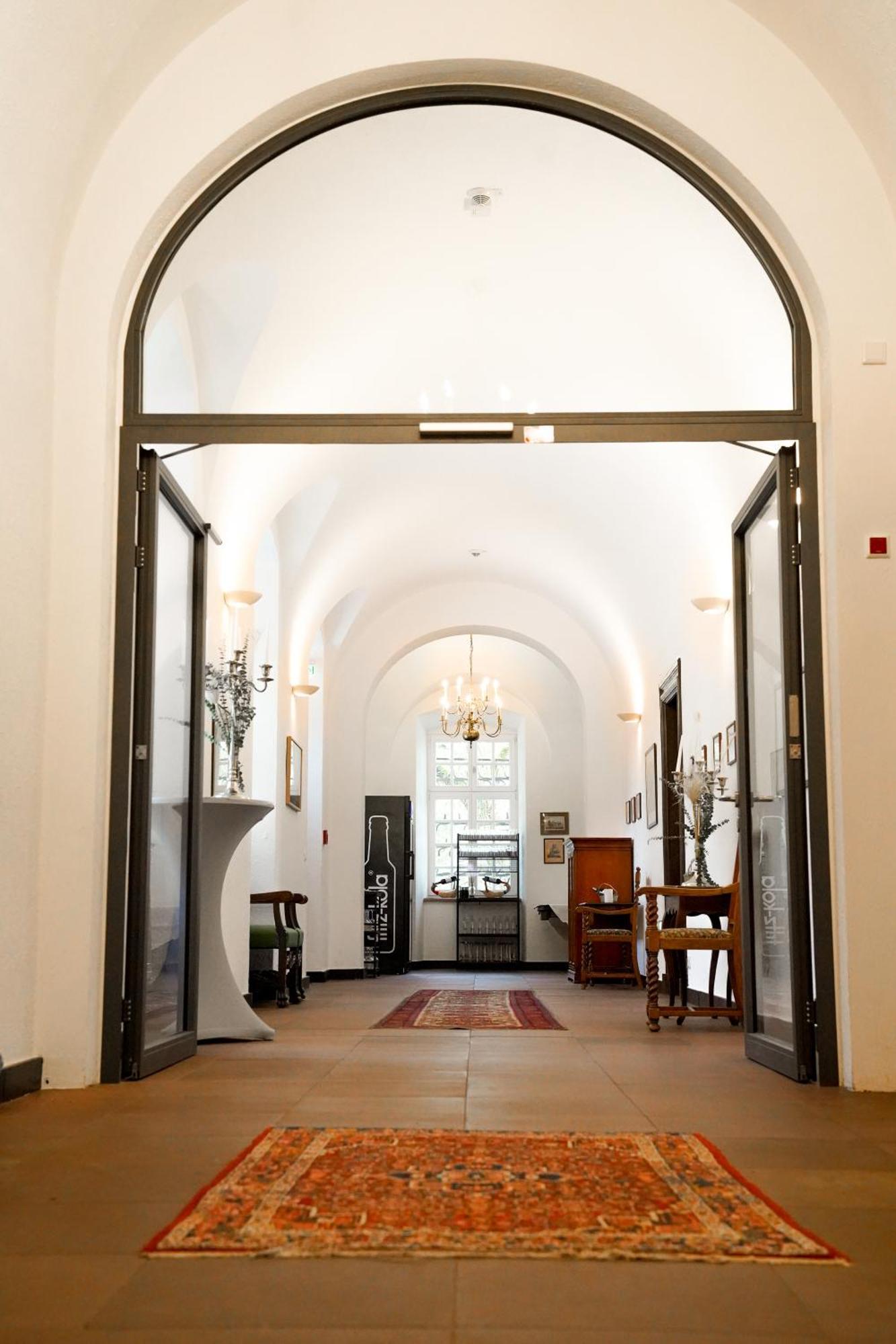 Hotel Schloss Hoehnscheid 巴特阿罗尔森 外观 照片
